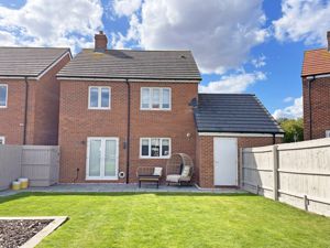 Photo 21- click for photo gallery